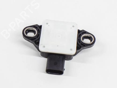 Electronic sensor TESLA MODEL S (5YJS) 75 | BP7798475M84 - Image 4