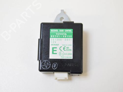 Used Electronic module Electronic module LEXUS RX (_U3_) 400h (MHU38_, MHU38R) (272 hp) 9866075 9866075