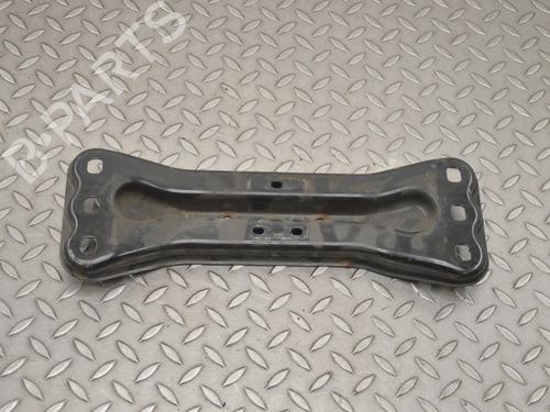 Used Gearbox mount Gearbox mount MERCEDES-BENZ CLS (C218) CLS 400 (218.361) (333 hp) 33358869 33358869