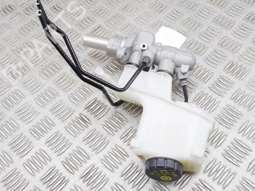 Brake master cylinder SKODA KAROQ (NU7, ND7) 1.5 TSI | BP39590794M77 - Image 3