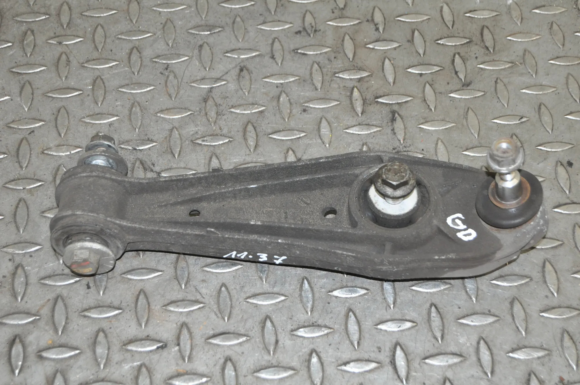 Right rear suspension arm – Porsche 911 Convertible (997) 3.6 Carrera (2008-2011)