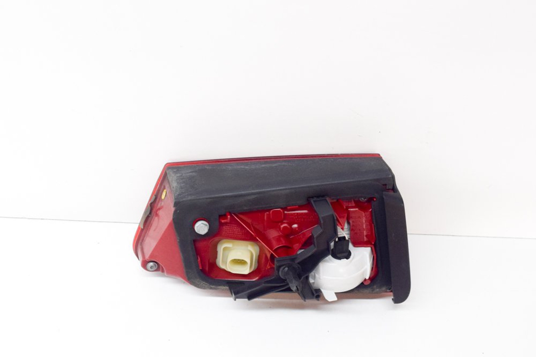 Third brake light AUDI A6 C7 Avant (4G5, 4GD) 2.0 TDI 10069846 BParts