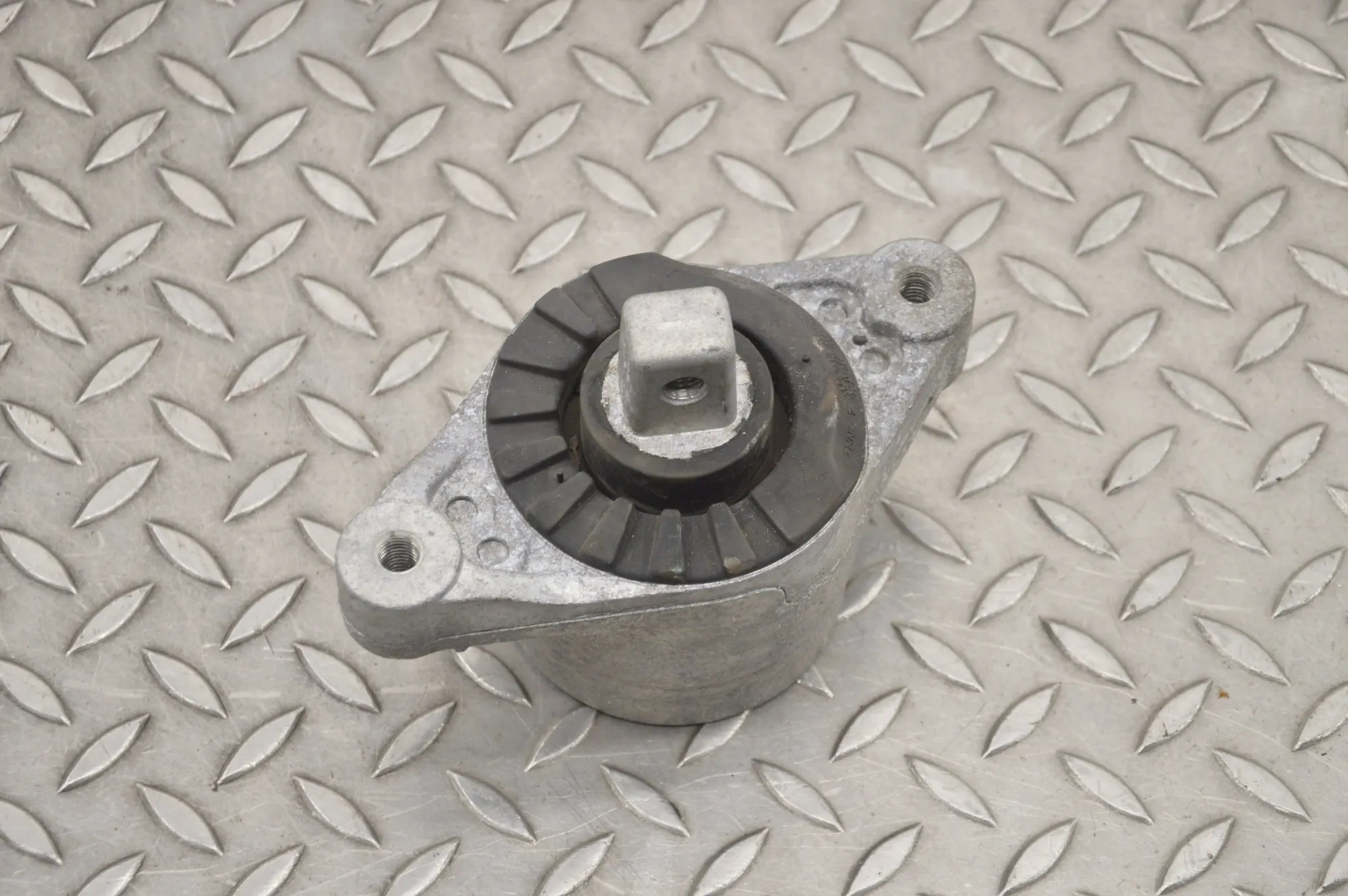 Engine mount – Porsche 911 (997) 3.6 Carrera (2004-2008)