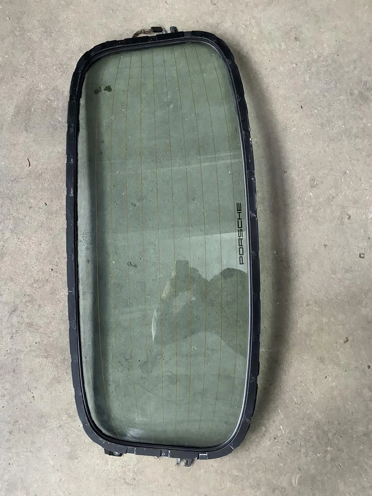 Bootlid window – Porsche 911 (997) 3.6 Carrera (2004-2008)