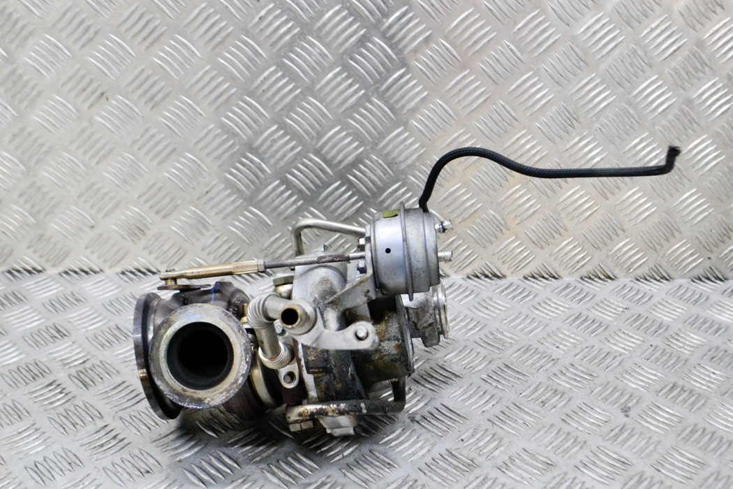 Turbo BMW 5 (F10) 550 i 10074344 | B-Parts