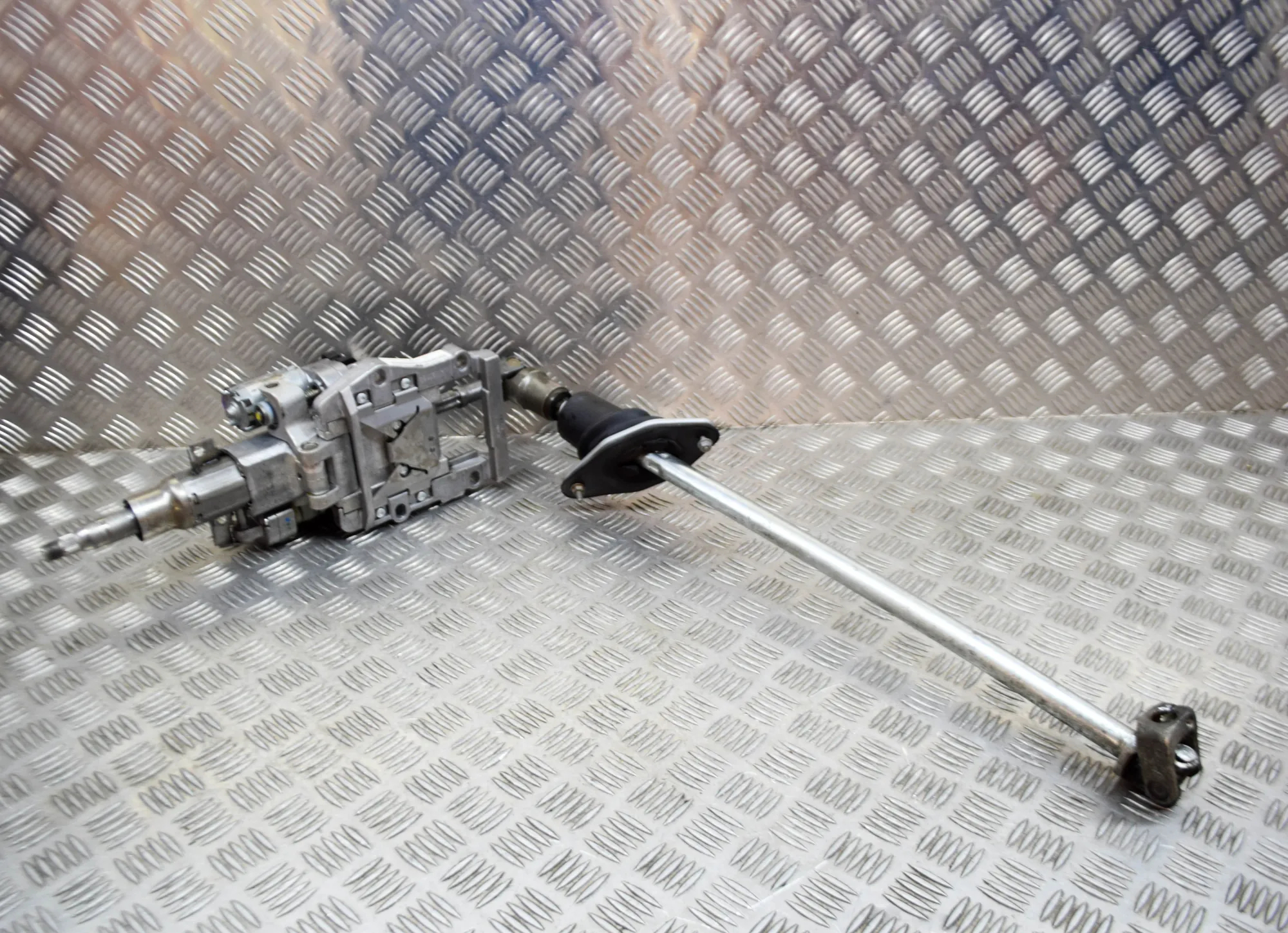 Steering column – Maserati GRAN TURISMO I 4.7 (2010-2026)