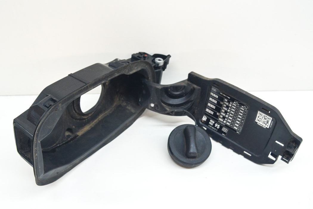 Fuel flap MERCEDESBENZ ECLASS (W213) E 350 e (213.050) 7853140 BParts