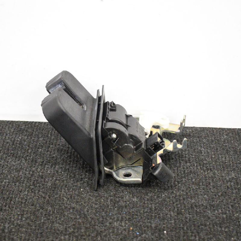 Tailgate lock AUDI Q5 (8RB) 3.0 TDI quattro 6748650 BParts