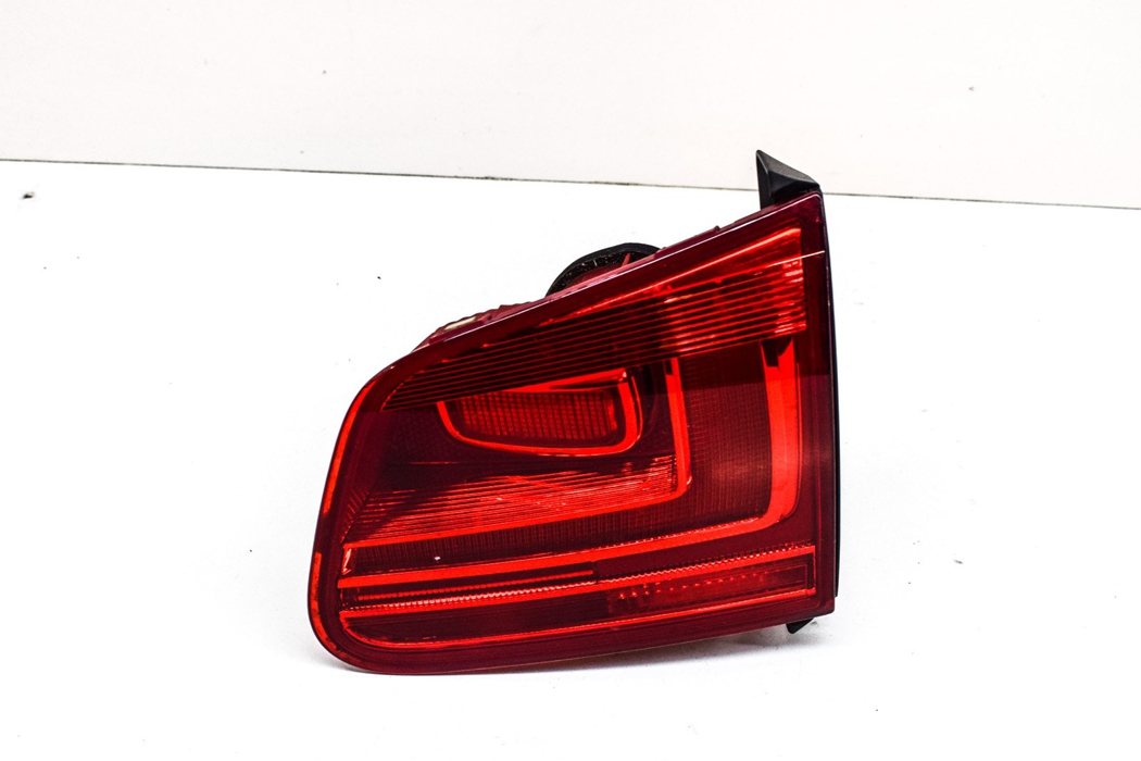 Third brake light VW TIGUAN (5N_) 2.0 TDI 8412362 BParts
