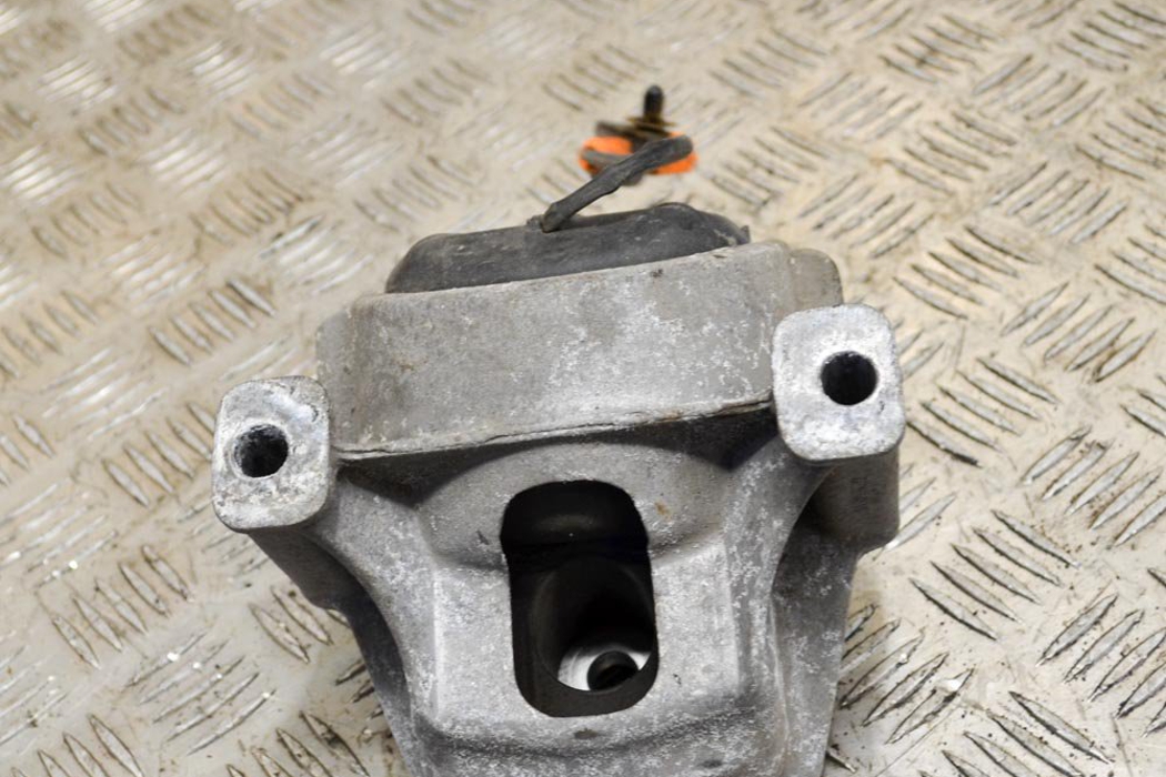 Engine mount AUDI A6 C7 (4G2, 4GC) 2.0 TDI 8935791 BParts