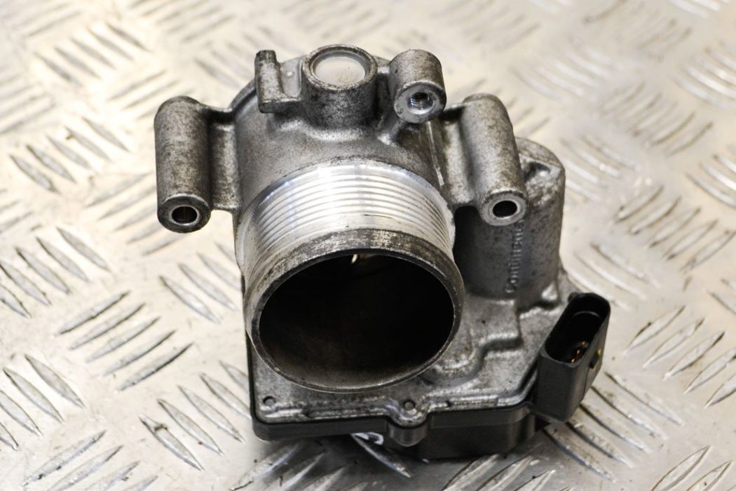 Throttle body AUDI A4 B8 (8K2) 2.0 TDI 8354007 BParts