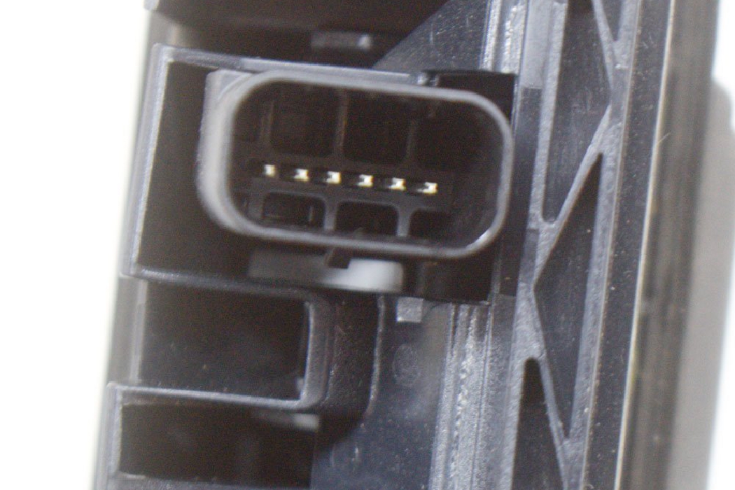 Tailgate handle FORD FOCUS III 2.3 RS AWD FORD: F1EB-19B514-BC | B-Parts