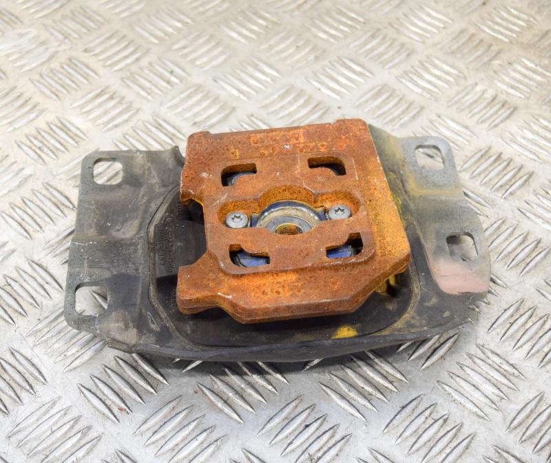 Engine mount FORD FOCUS III 1.0 EcoBoost 6758815 BParts