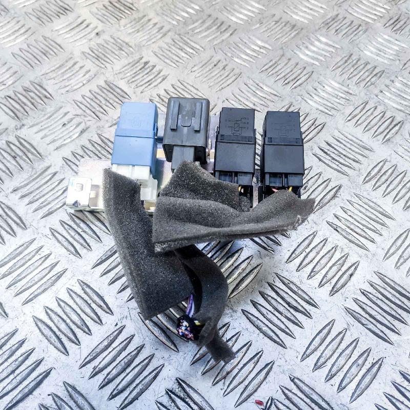 Fuse box NISSAN QASHQAI II SUV (J11, J11_) 1.2 DIGT 6760329 BParts