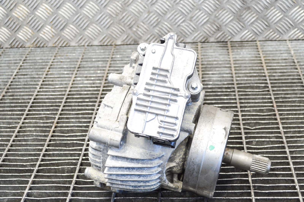 Transfer box PORSCHE MACAN (95B) 3.0 S Diesel PORSCHE 95B.341.010