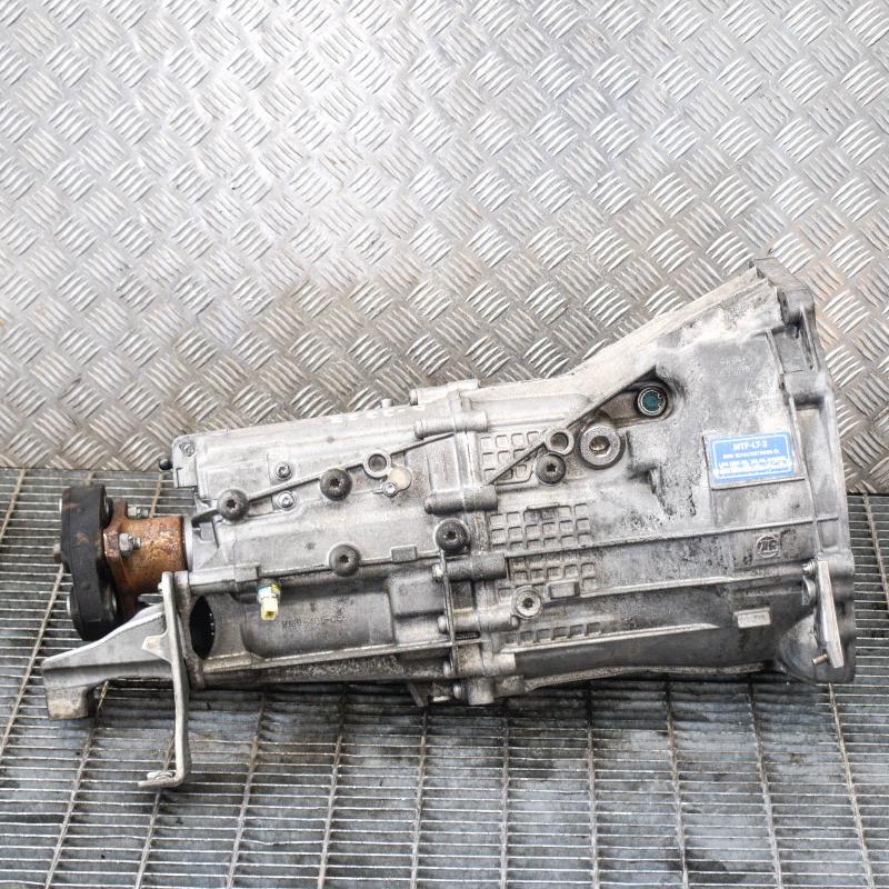 Manual gearbox BMW 5 (E60) 520 d 6749889 | B-Parts
