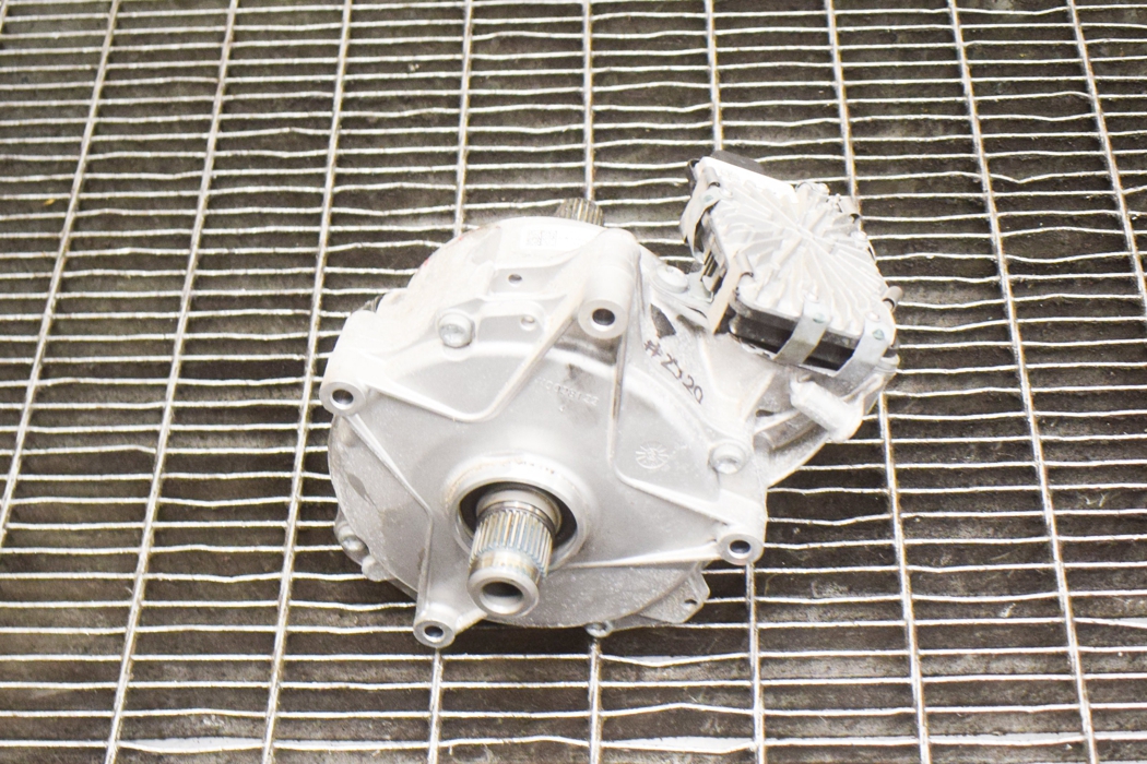 Transfer box AUDI Q5 (FYB, FYG) 2.0 TDI quattro 6925525 | B-Parts