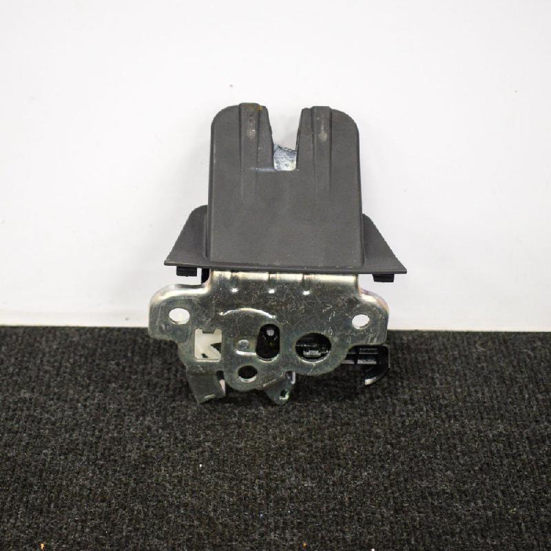 Tailgate lock AUDI Q5 (8RB) 3.0 TDI quattro 6748650 BParts