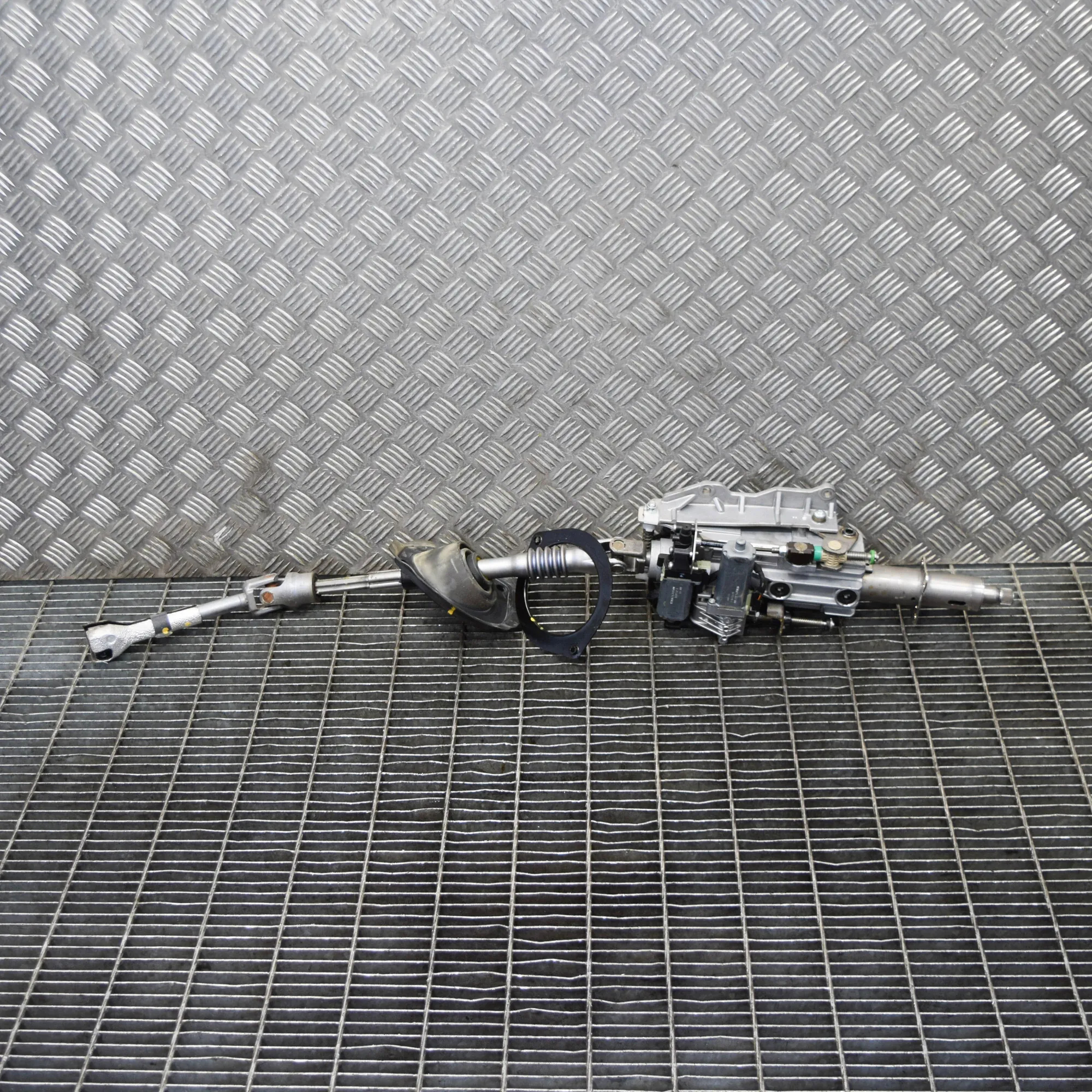 Steering column – Maserati GHIBLI III (M157) 3.0 S Q4 (2013-2026)