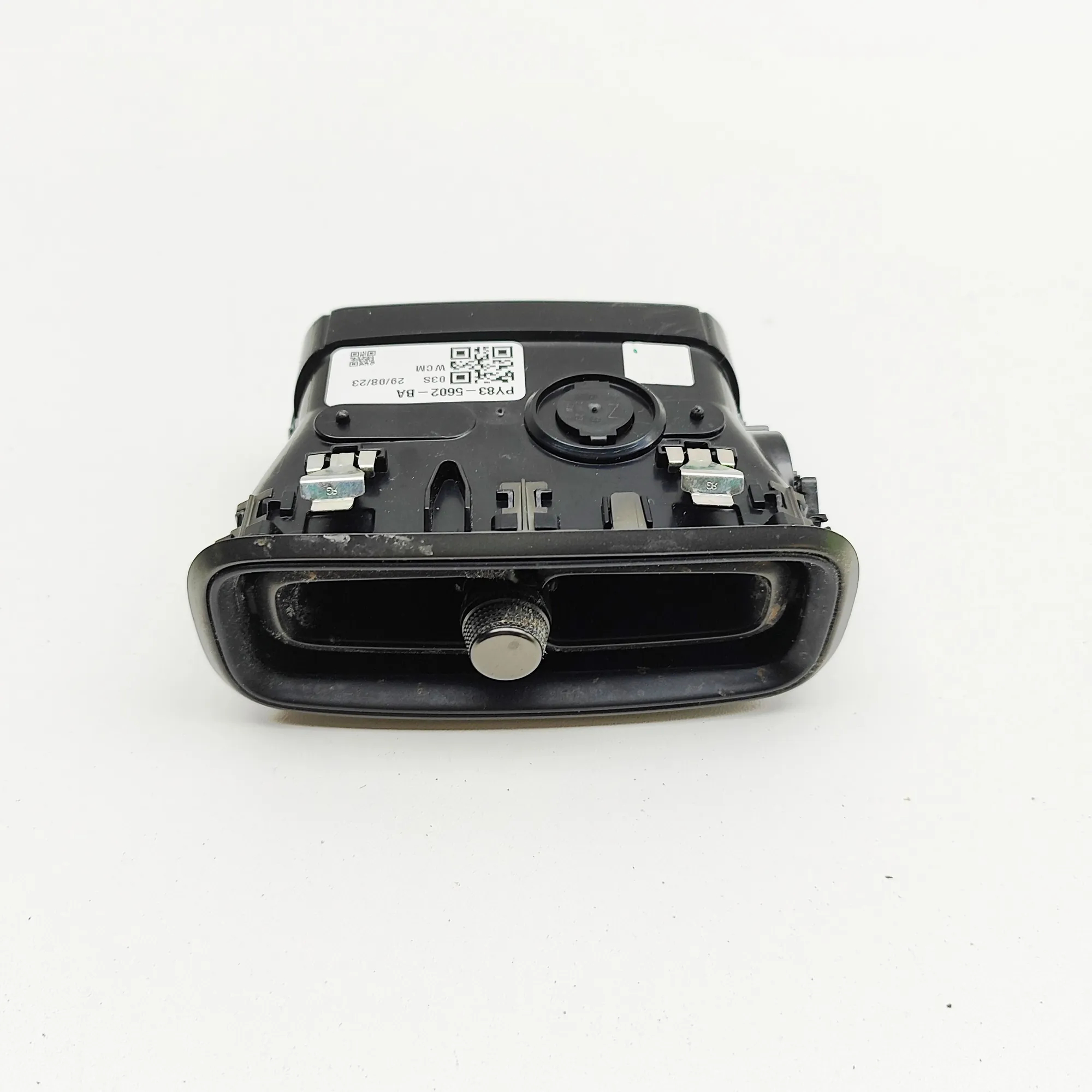 Air vent – Aston Martin DBX 4.0 All-wheel Drive (2022-2026)