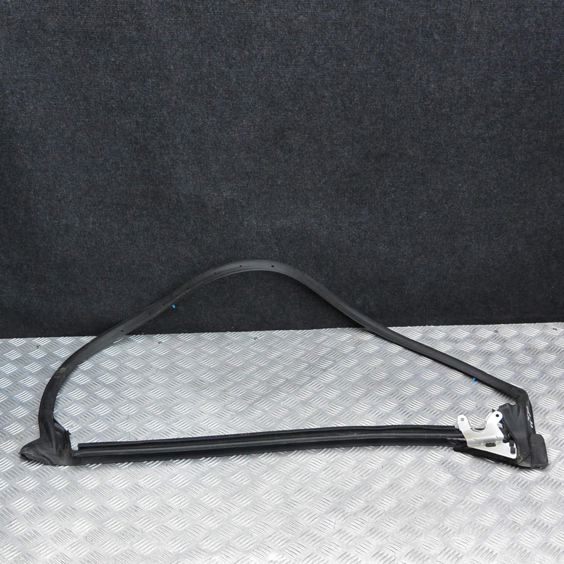 Rubber door seal – Lamborghini GALLARDO SPYDER 5.2 LP560-4 (2008-2026)