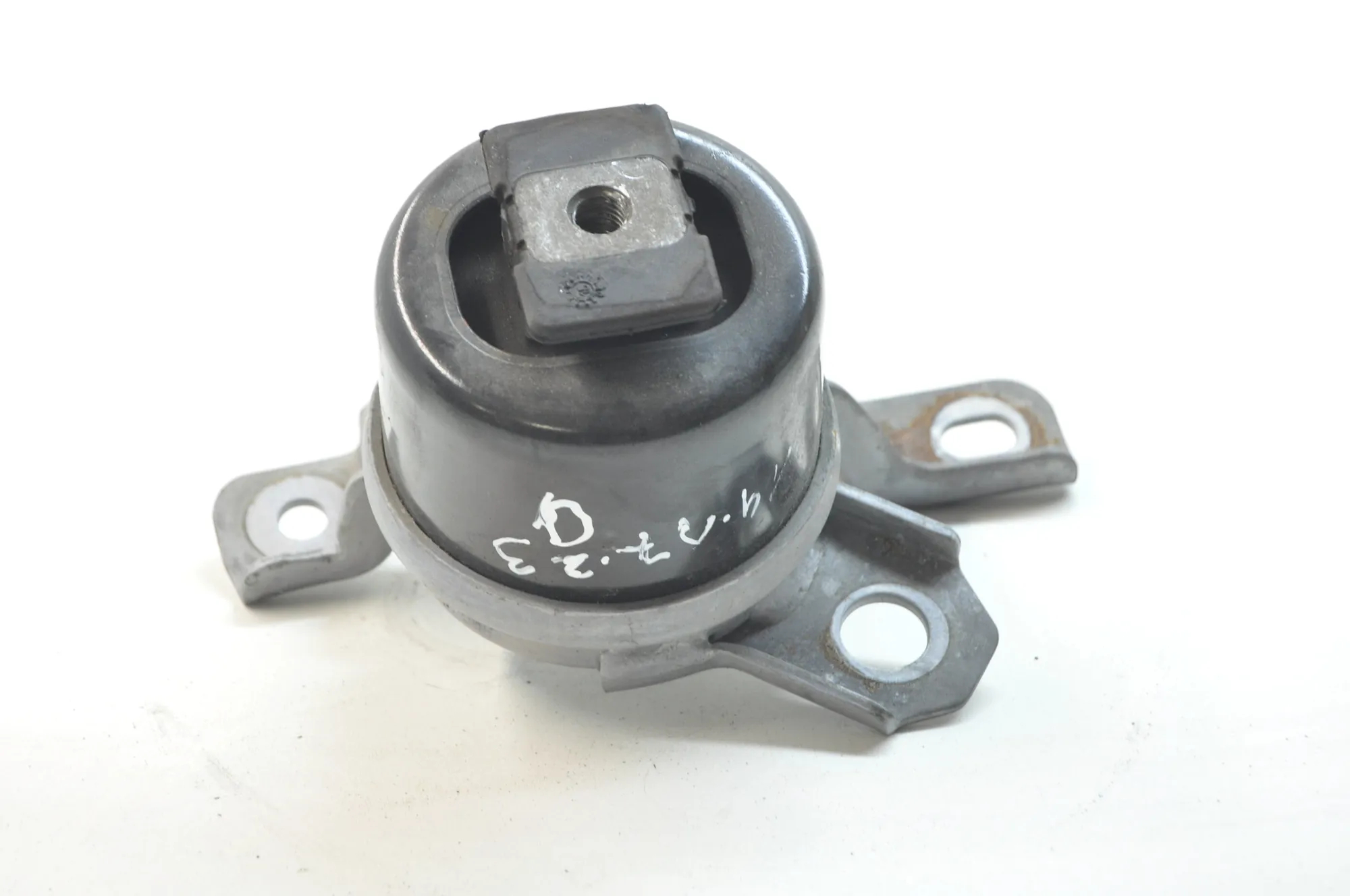 Engine mount VOLVO XC60 I SUV (156) D4 AWD 33339850 | B-Parts