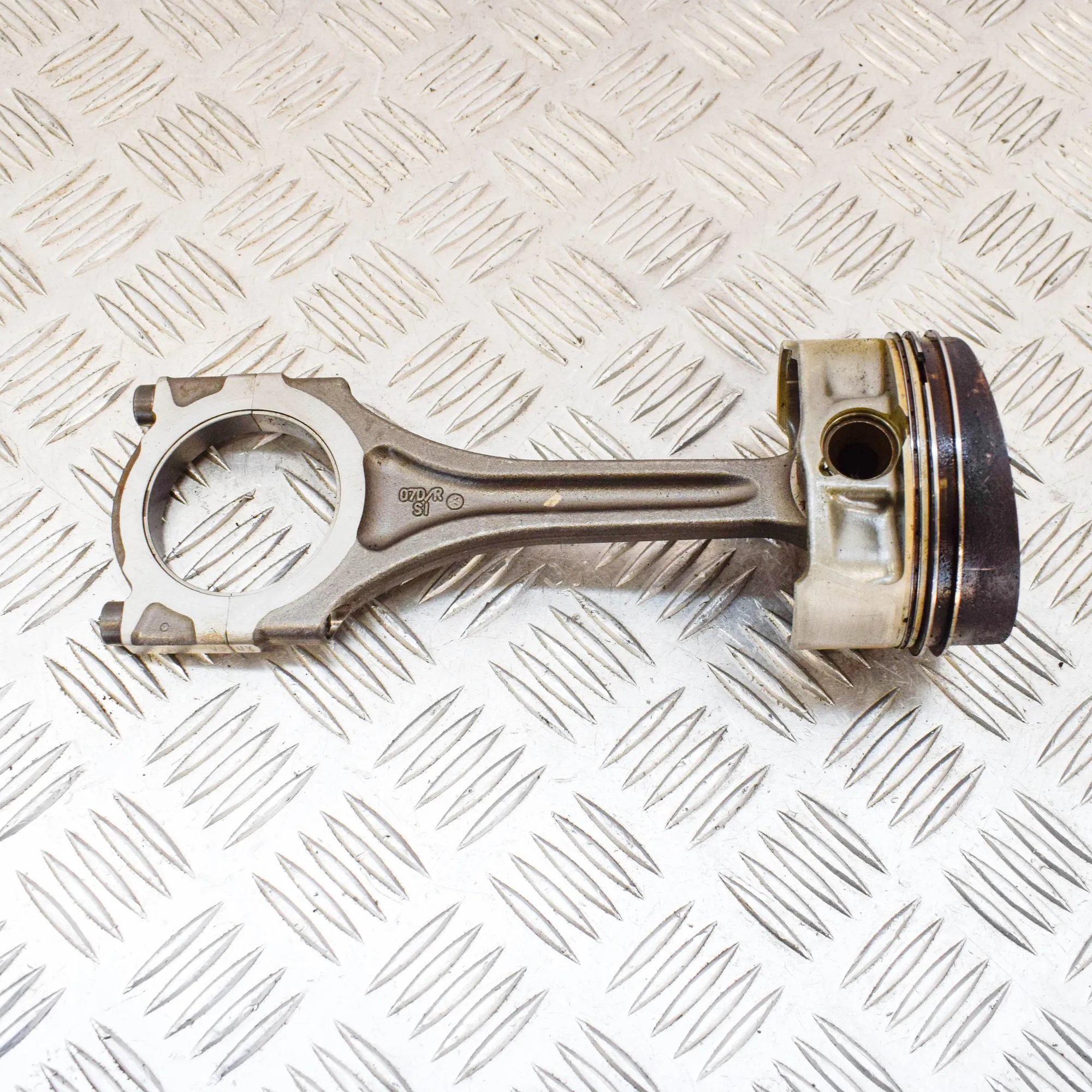 Part R02184L104 – Bentley CONTINENTAL Coupe (3W_, 393) 6.0 (2012-2018)