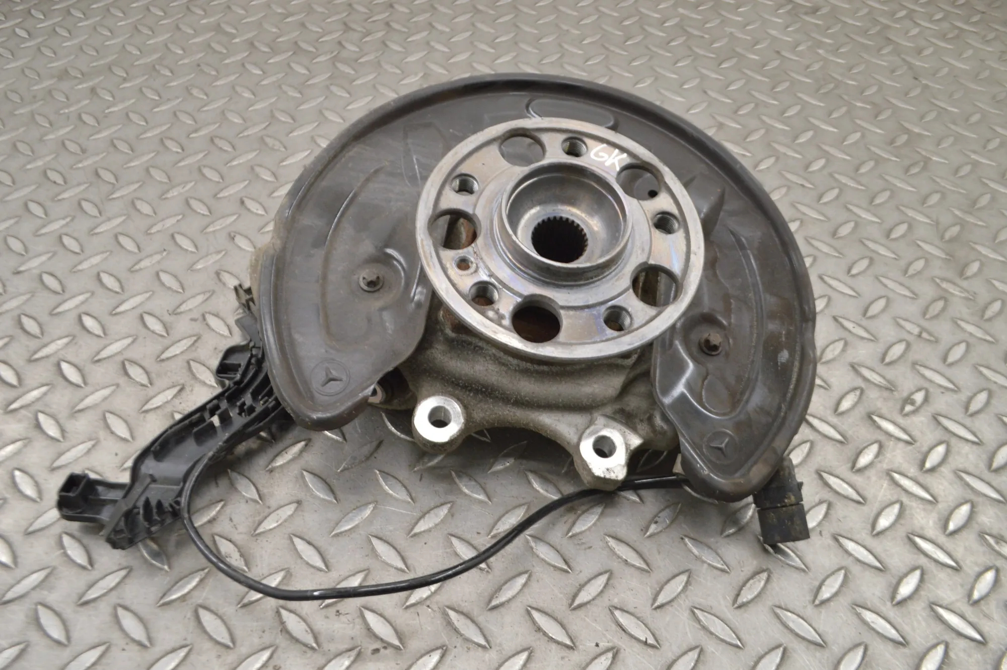Left rear steering knuckle – Porsche 911 (997) 3.6 Carrera (2004-2008)