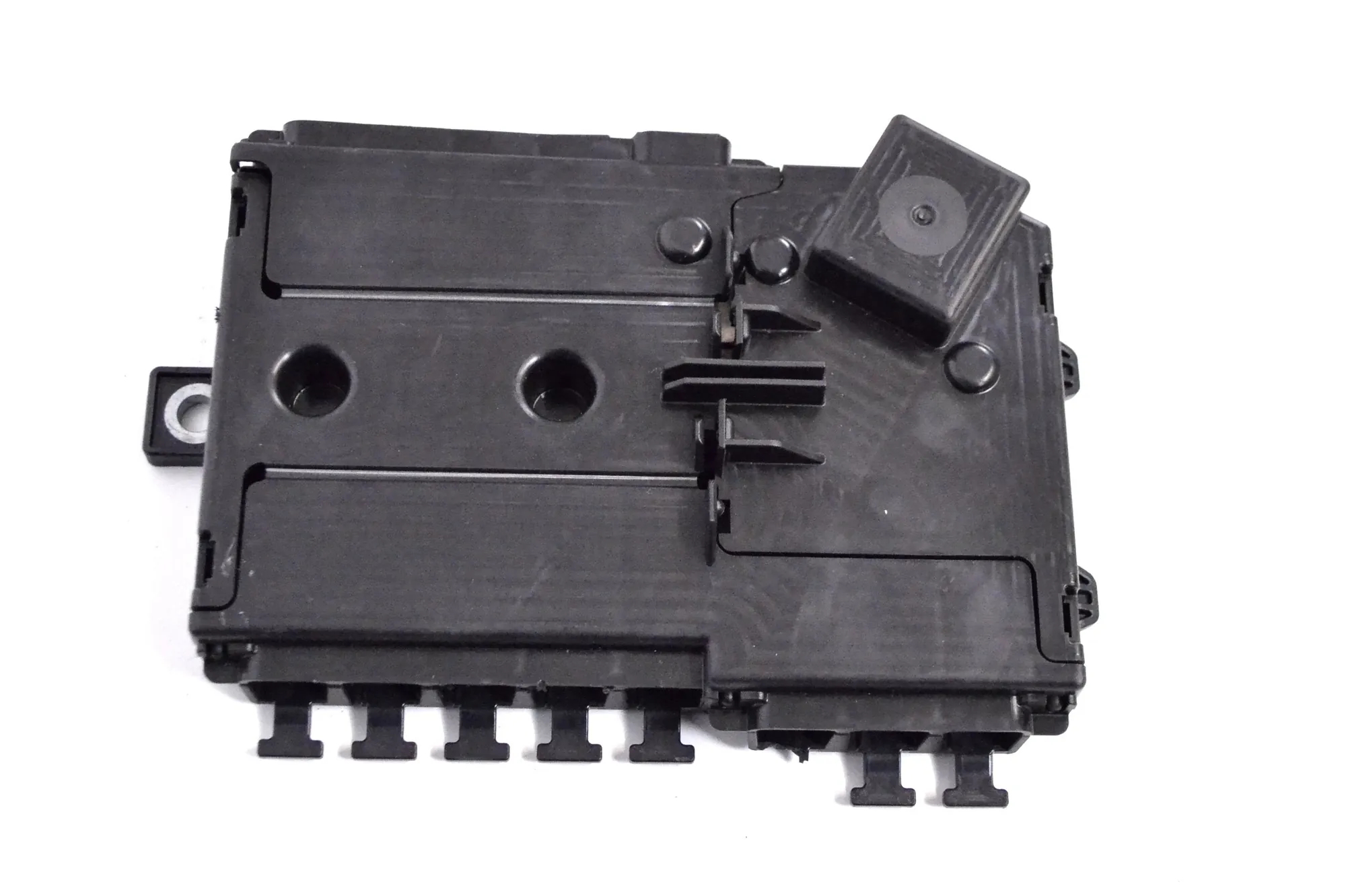 Fuse box – Porsche 911 (997) 3.6 Carrera (2004-2008)
