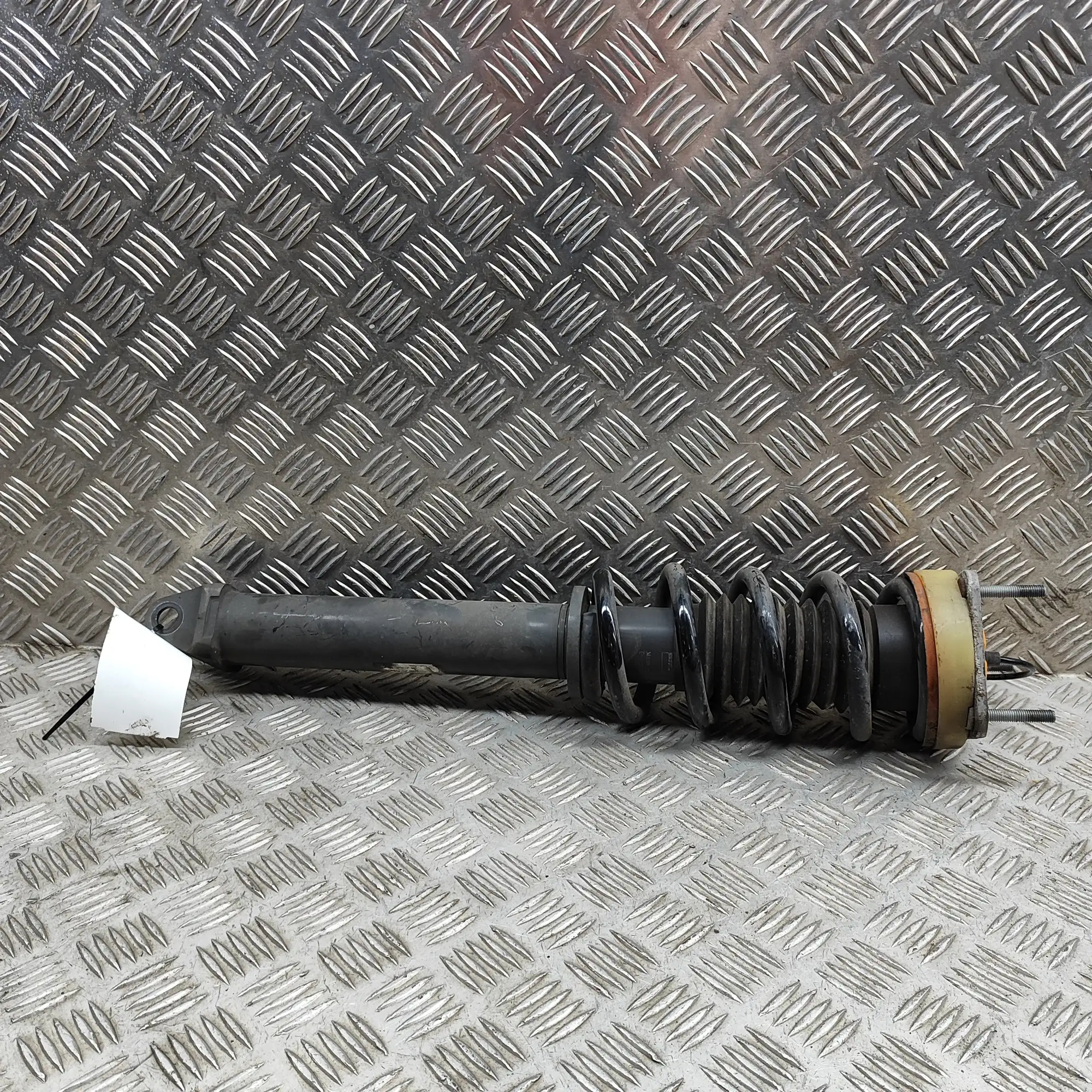 Left rear shock absorber – Porsche 911 Convertible (991) 3.8 Carrera 4S (2012-2019)