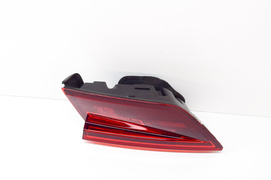 Third brake light VW TIGUAN (AD1, AX1) 2.0 TDI 10070087 BParts