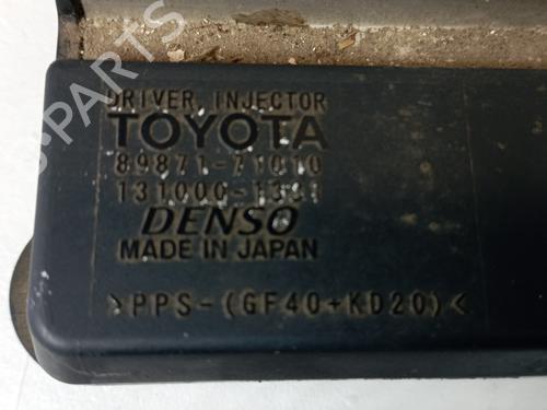 Used Electronic module TOYOTA COROLLA Verso (ZER_, ZZE12_, R1_) [2004-2009]  25327050