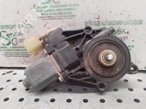 Left front window motor FORD FIESTA VI (CB1, CCN) 1.4 TDCi | BP25321767E21 