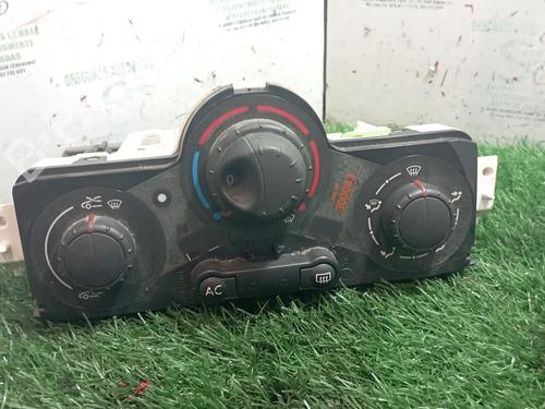Used Climate control RENAULT MEGANE II Saloon (LM0/1_) [2003-2025]  25309767