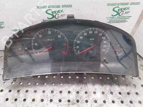 Used Instrument cluster OPEL VECTRA C (Z02) [2002-2009]  25323664