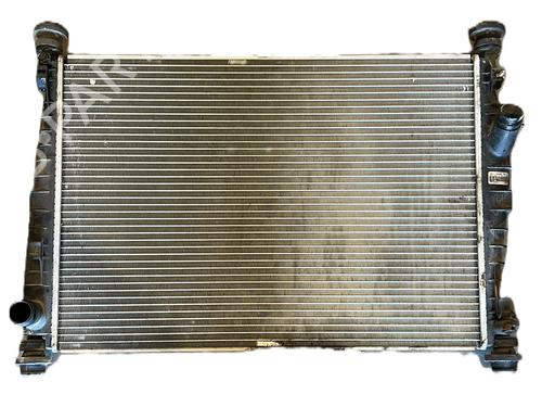 Used Water radiator Water radiator 37015825 37015825