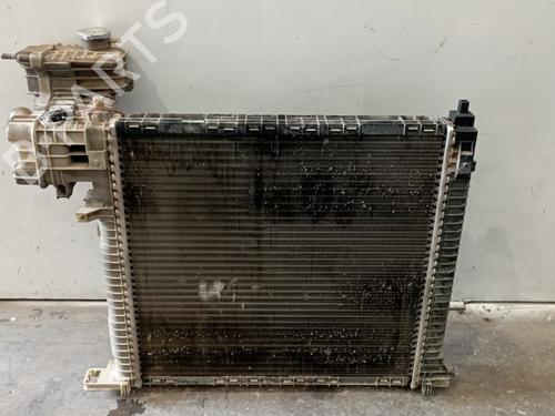 Used Water radiator MERCEDES-BENZ VITO Van (W638) 110 CDI 2.2 (638.094) (102 hp) 26874486
