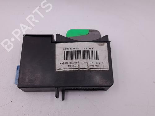 Used Control unit Control unit RENAULT LAGUNA II (BG0/1_) 1.8 16V (BG0B, BG0M) (120 hp) 33620948 33620948
