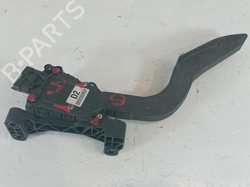 Used Pedal KIA CERATO I Saloon (LD) 2.0 (143 hp) 25313510