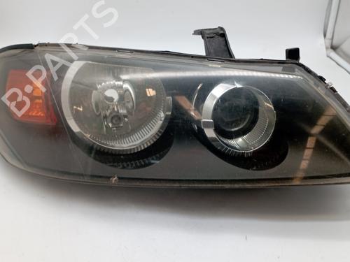 Used Right headlight NISSAN ALMERA II (N16) [2000-2025]  28960648