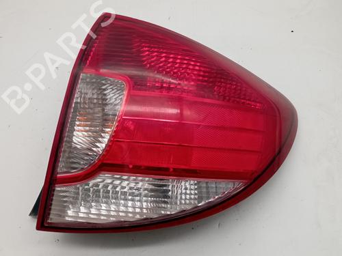 Høyre baklys KIA RIO I Hatchback (DC) 1.5 16V (98 hp) 28812702