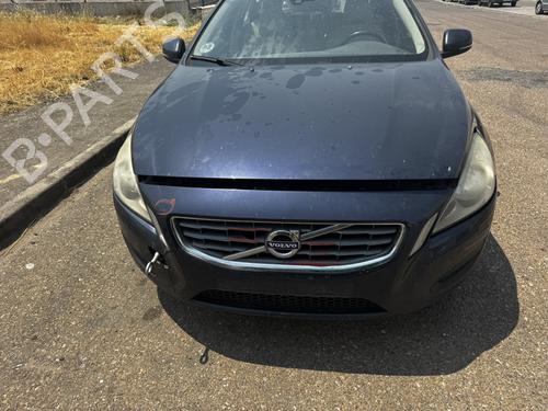 Used Parts VOLVO V60 I (155) D3 / D4 (163 hp) 4174325