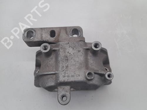 Used Engine mount VW GOLF IV (1J1) [1997-2008]  25312383