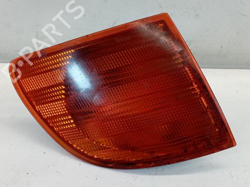 Used Right front indicator MERCEDES-BENZ VITO Van (W638) 114 2.3 (638.034, 638.094) (143 hp) 25310915