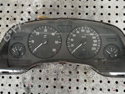 Used Instrument cluster OPEL ZAFIRA A MPV (T98) [1999-2006]  25319367