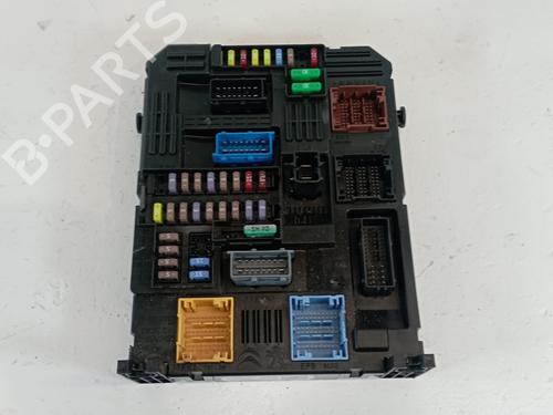 Used Fuse box PEUGEOT 5008 II (MC_, MJ_, MR_, M4_) [2016-2025]  25328379