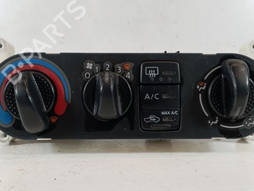 Used Climate control NISSAN ALMERA II (N16) 1.5 dCi (82 hp) 25316946