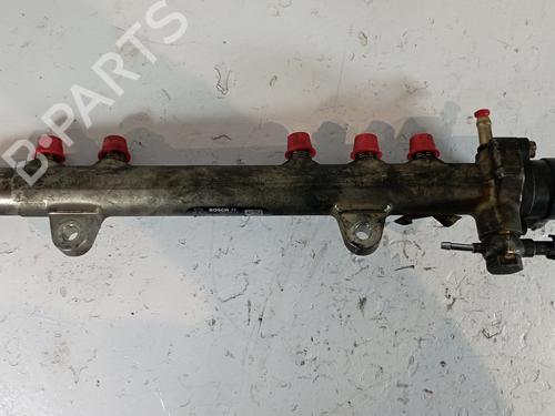 Used Injection rail OPEL COMBO Box Body/MPV [2001-2025]  25320429