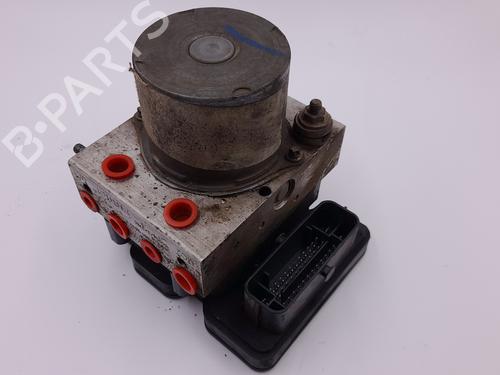 Used ABS pump ABS pump RENAULT MASTER III Platform/Chassis (EV, HV, UV) 2.3 dCi 135 FWD (EV0N, HV0N, UV0N, EV08, HV08, UV08) (136 hp) 33698565 33698565