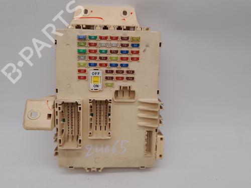 Used Fuse box Fuse box 37424976 37424976